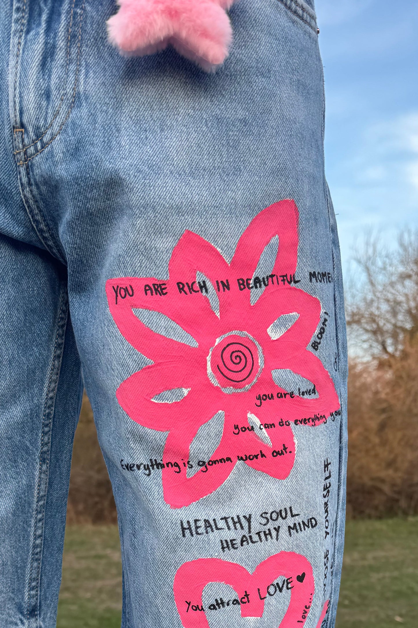 Handbemalte Jeans "Bloom"